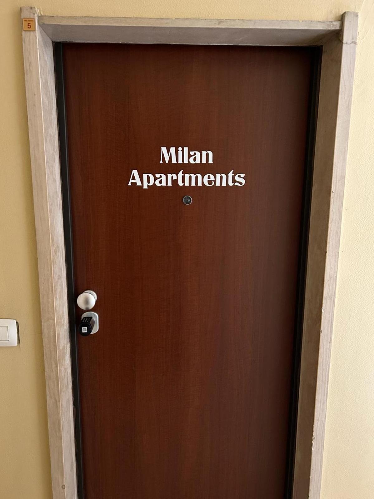 Modern Apartments Mm3 Afforifn Only 15 Min From Duomo Мілан Екстер'єр фото